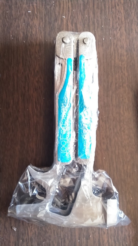 New rescue multi tool Galls