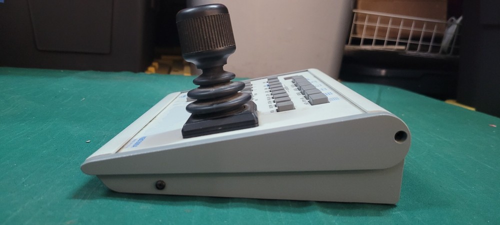 Pelco KBD300A Joystick Keyboard Controller