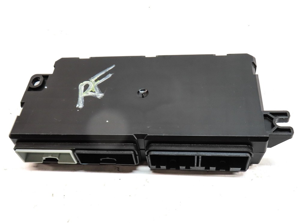 2016 RANGE ROVER (L405) FRONT RIGHT PASSENGER SEAT CONTROL MODULE