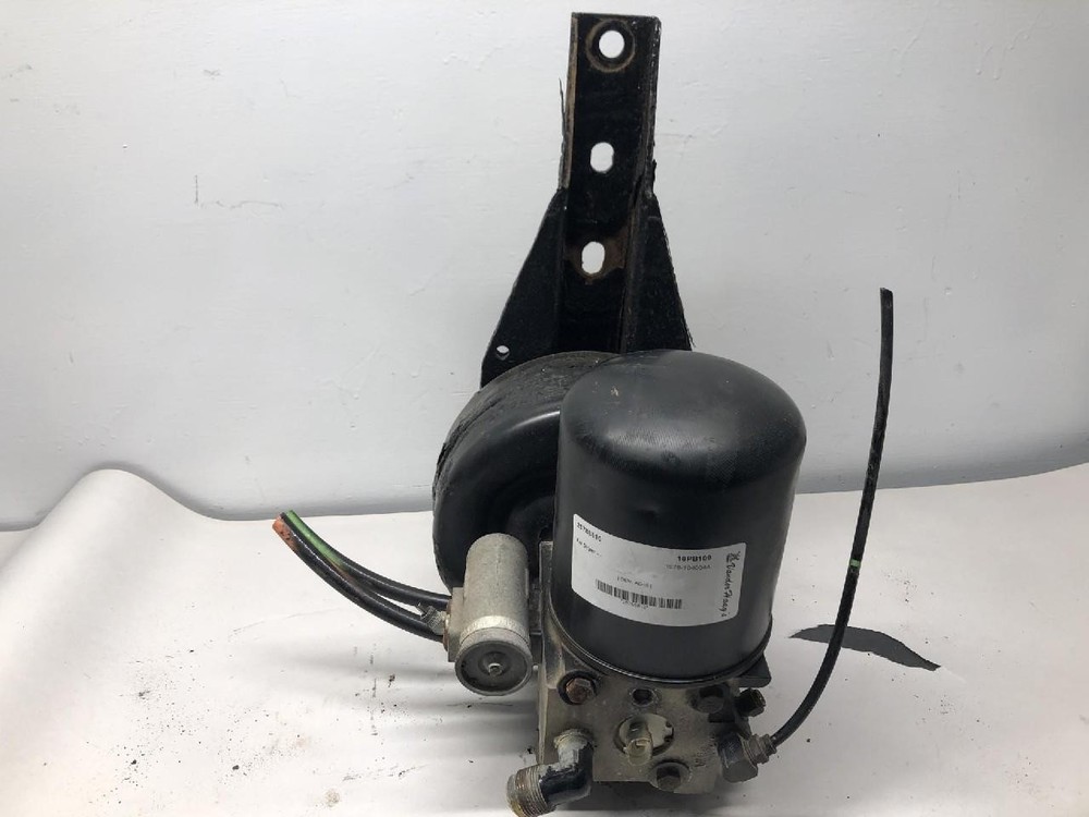 Bendix AD-IS Air Dryer - Used
