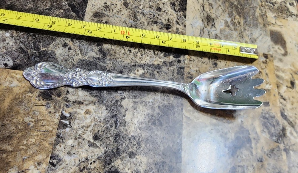 MID CENTURY c1953 HERITAGE  SILVERPLATED PIERCED BON BON SPOON / SERVER 🍬