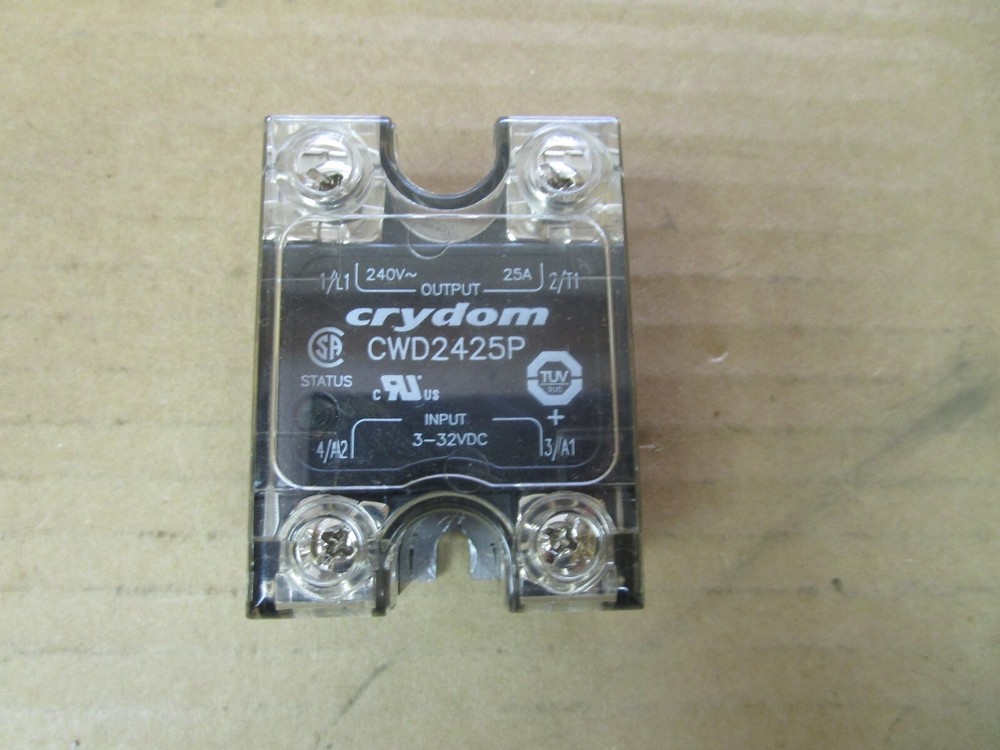 CRYDOM SOLID STATE RELAY CWD2425P 240V 25A 3-32Vdc