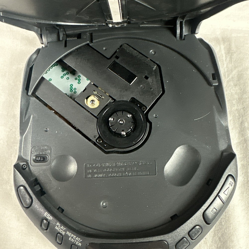 SONY Disc-man D-E301 ESP Digital Mega Bass Player Won’t Read Discs