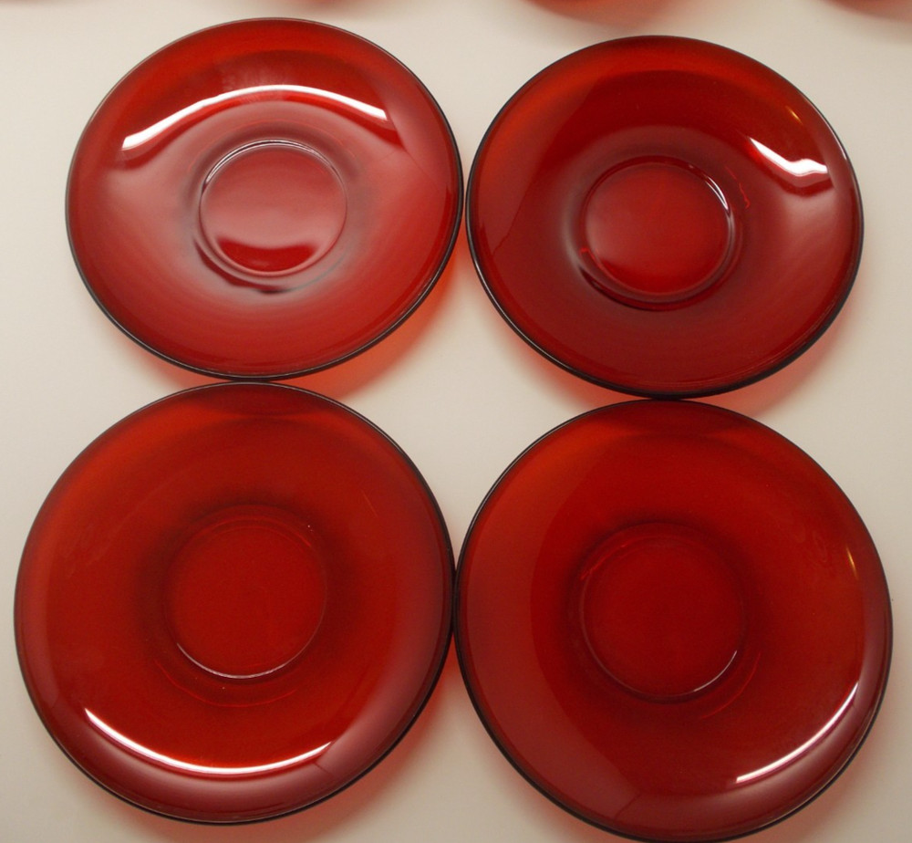 Vintage Arcoroc Red Ruby 12 Piece Coffee Set Glass Tableware Original Box