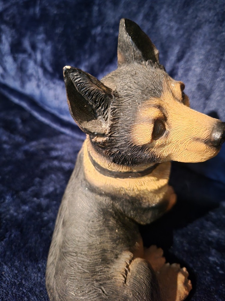 K's Collection TM German Shepherd Figurine