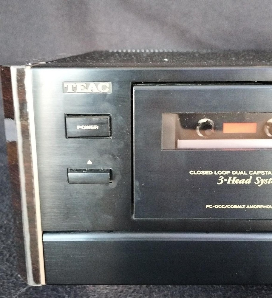 TEAC V-9000 cassette deck