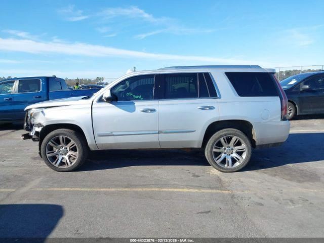 Fuse Box Engine Fits 15-20 ESCALADE 4999202