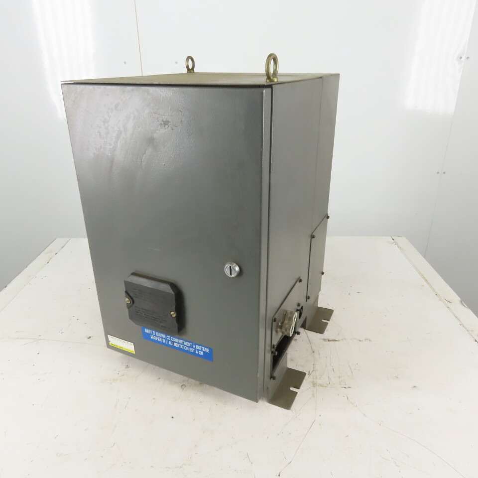 Fanuc A05B-2366-J002 R-J2 Robot Controller