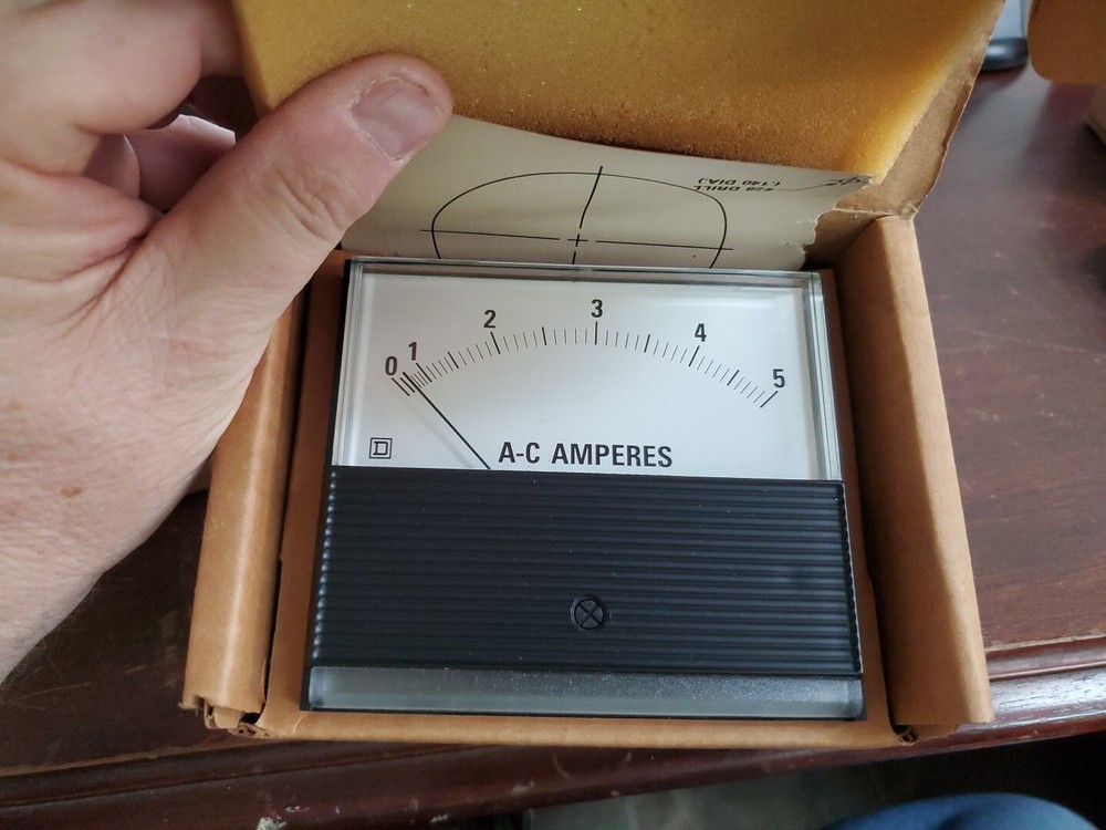 Square D CLE8-B4A5 PANEL METER (TA16MS)