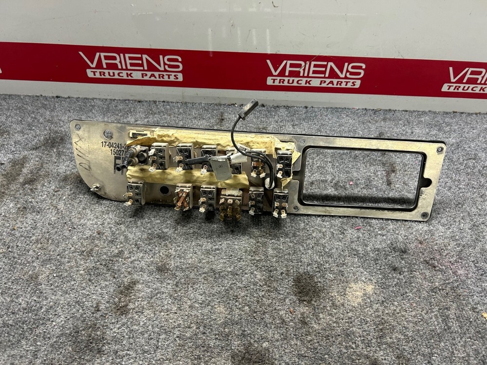 PETERBILT 17-04241-2F00 PETERBILT DASH PANEL