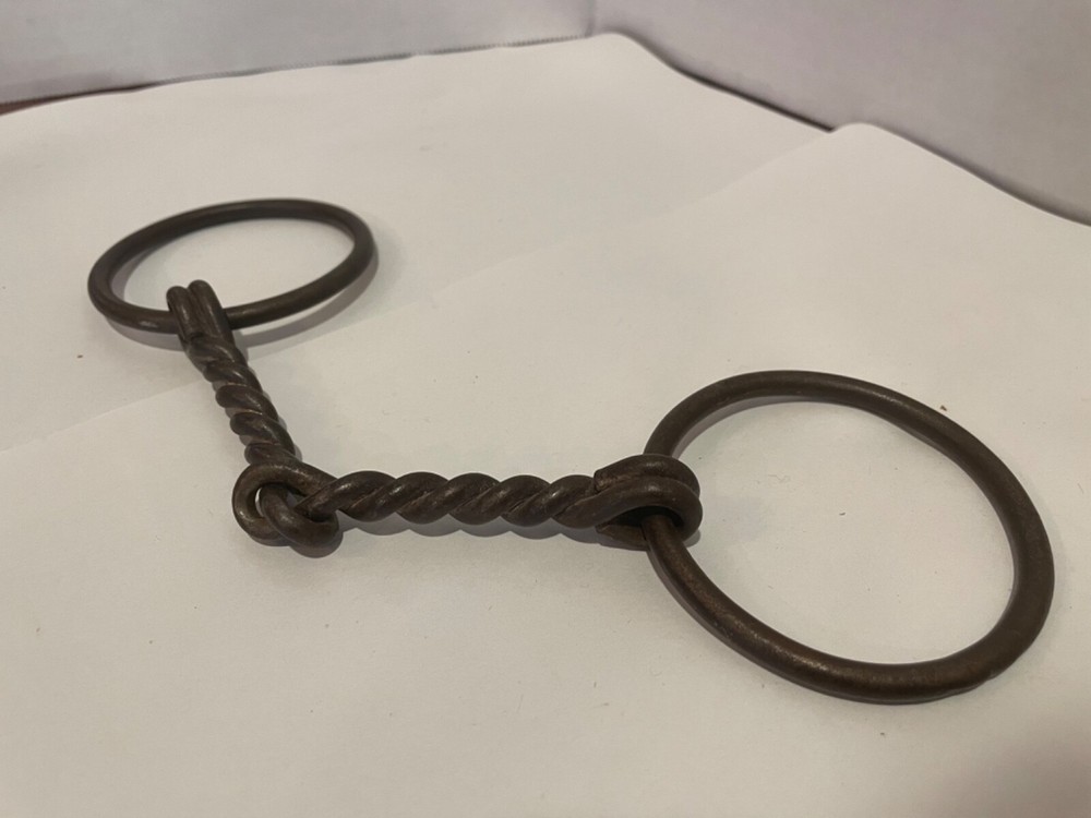 Twisted Metal O ring Horse Bit