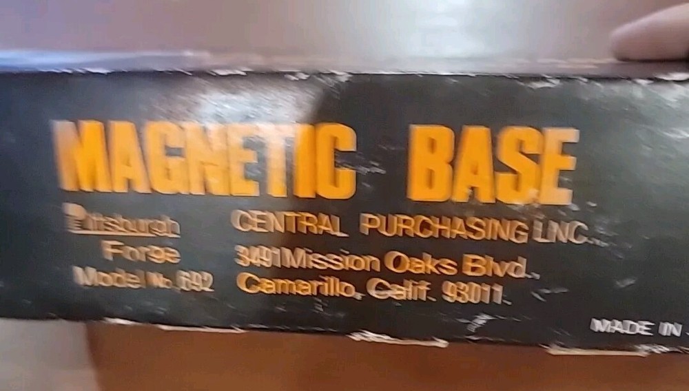 Magnetic Base Type MB-B Pittsburgh Forge Model No. 692. With Original Box.