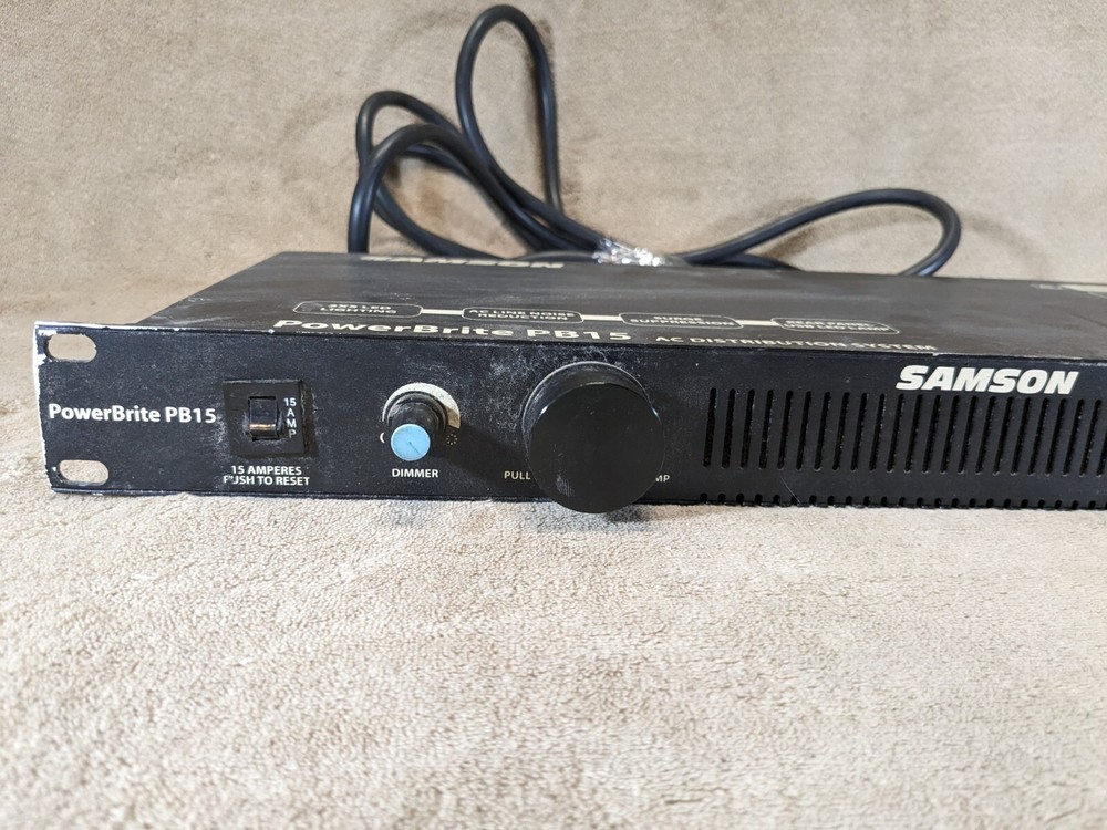SAMSON POWERBRITE PB15 8-Outlet Power Conditioner AC Distribution System