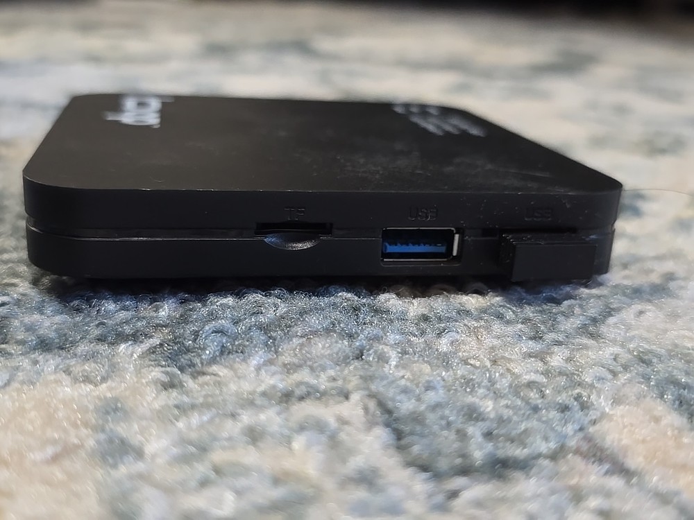 loop.tv Loop Player WiFi HDMI Streaming Without Remote