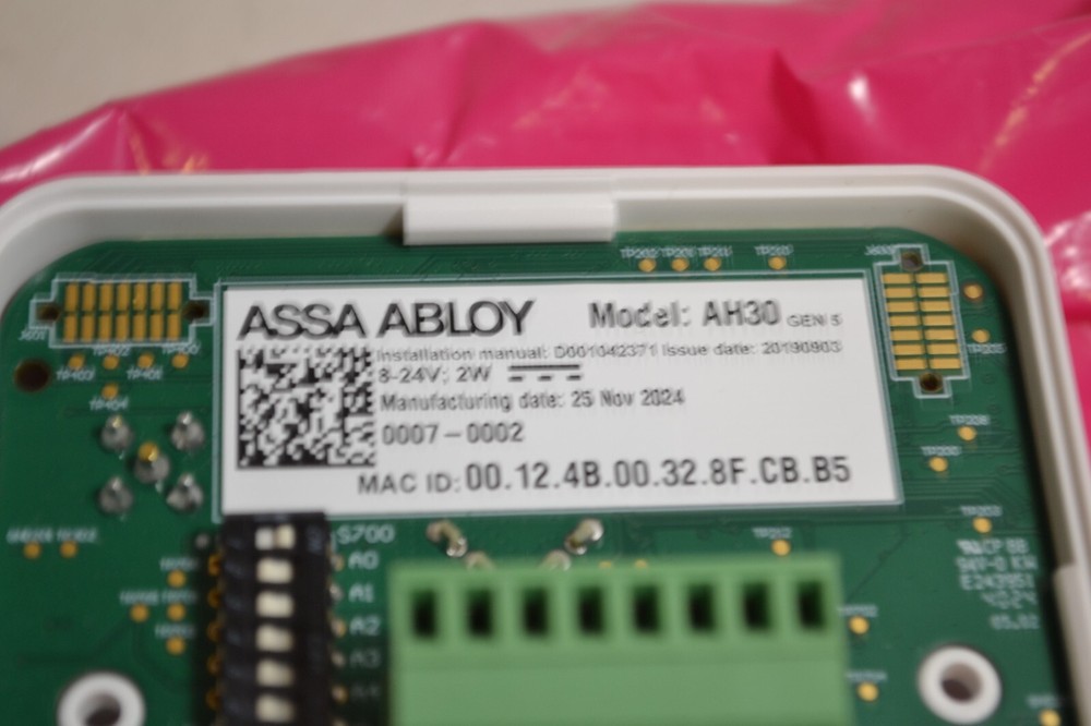 ASSA ABLOY Aperio Hub AH30R12NNNN AH30