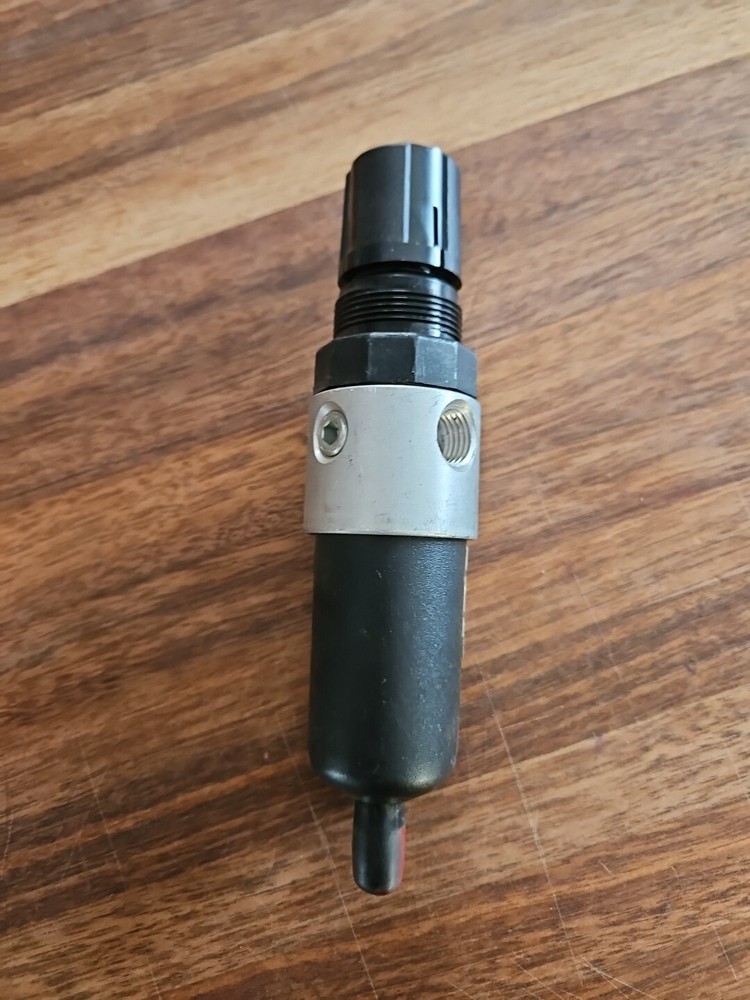 WATTS FLUIDAIR COMPRESSED AIR FILTER REGULATOR B548-02DGC