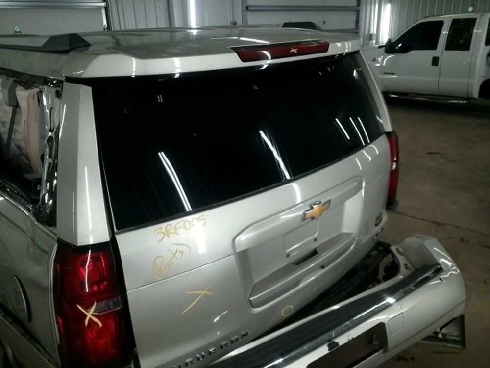 SUBURBN15 2017 Keys/Latches/Locks 104854647
