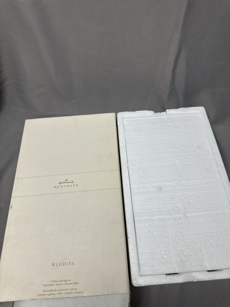 Hallmark Keepsake Wedding 3-piece Serving Set Cake Knife, Server, Dessert Plate