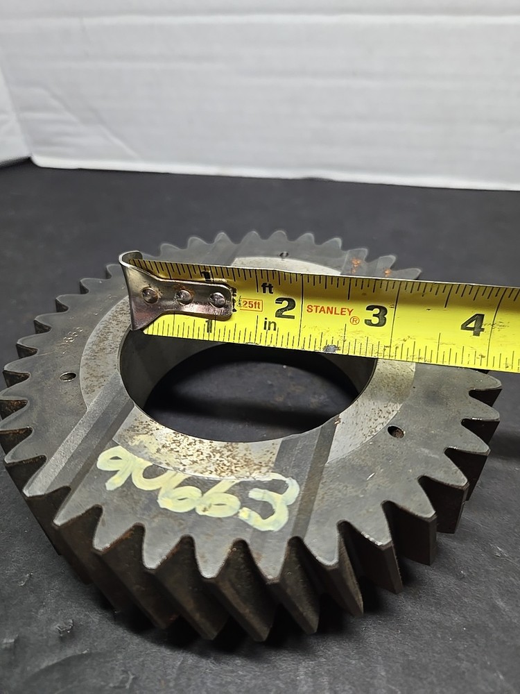 NOS Fuller 20663 Gear. No Box