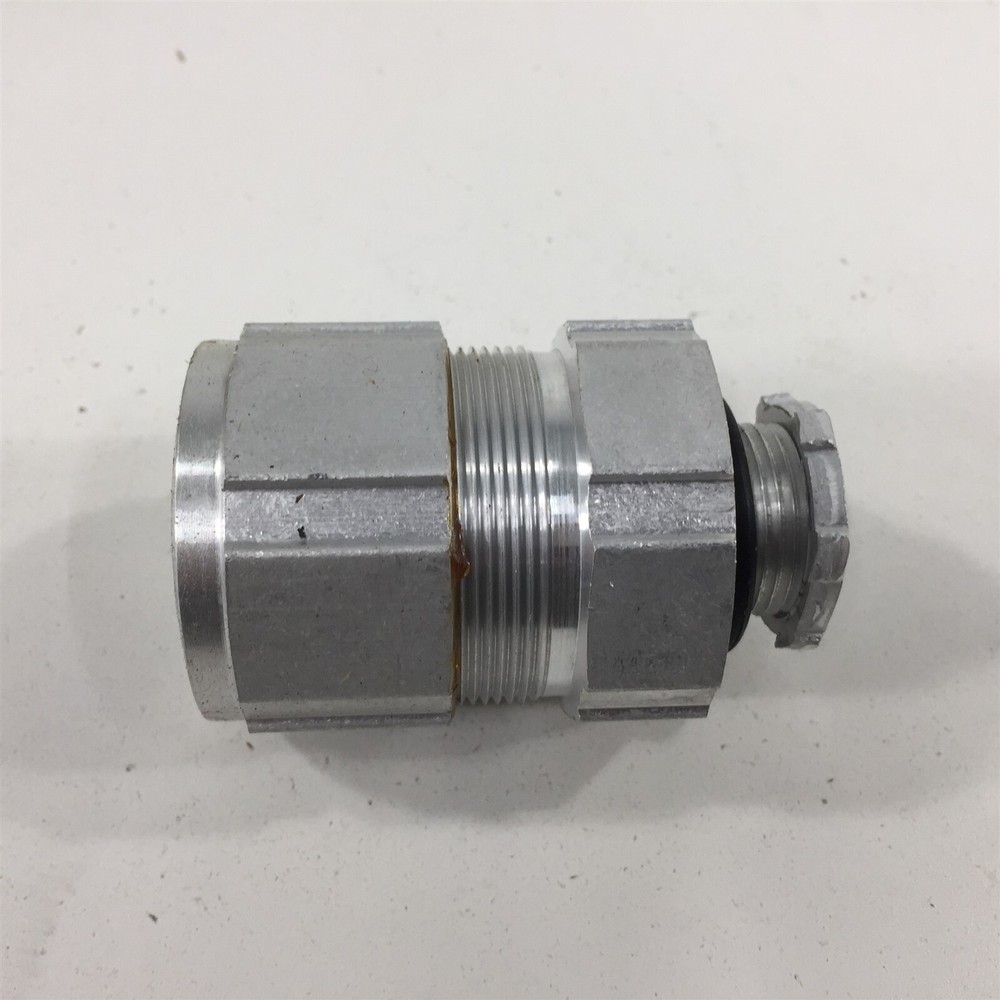 Cooper Crouse-Hinds TECK075-6 Fitting for Jacketed Armoured Cable