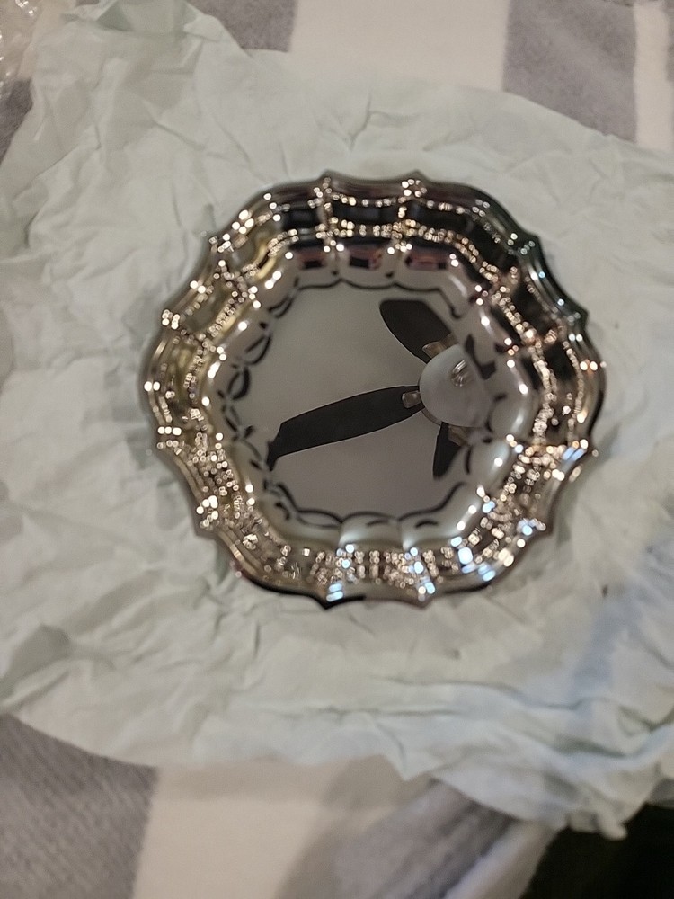 ONEIDA STAINLESS BON BON & MINT DISH USED