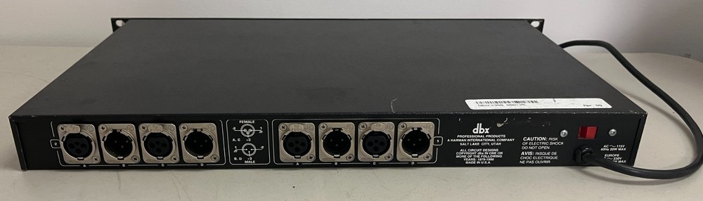 dbx FS900 Chassis w/ 2 dbx 933 Distribution Amplifier