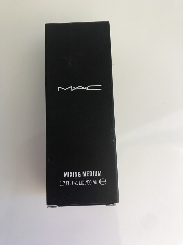 NEW IN BOX MAC MIXING MEDIUM WATER BASE 1.7 Oz