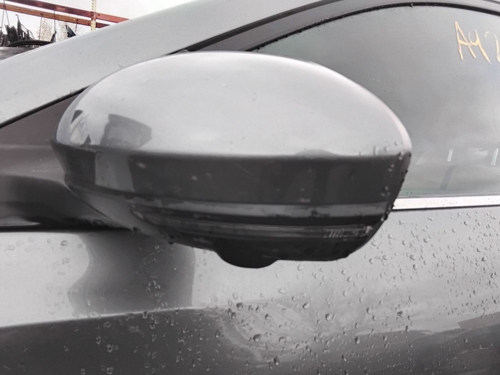 Camera/Projector Camera Front View Grille Mounted Fits 20-25 SENTRA 132754