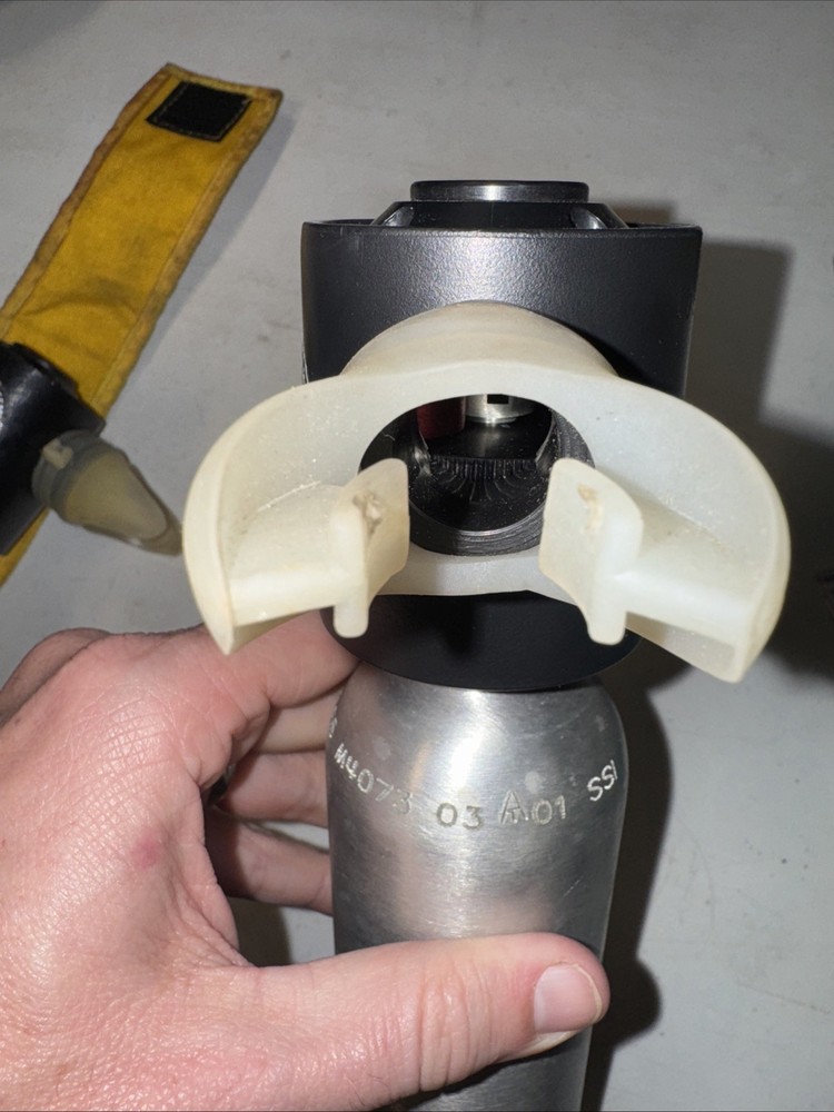 HEED III Model 175TC-H Pony Bottle Regulator System SSI