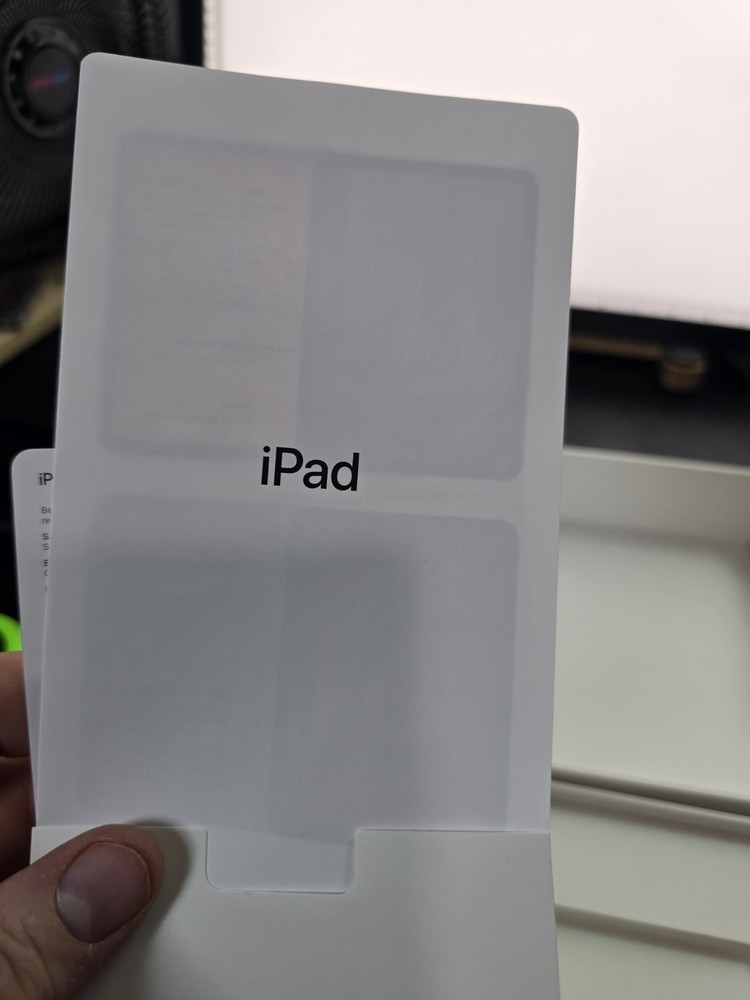 iPad box 10th Generation Silver 64GB EMPTY BOX ONLY