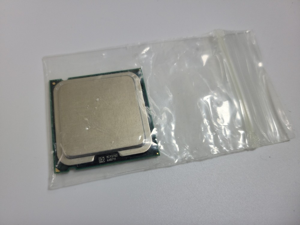 Intel Pentium E5200 SLB9T CPU Processor 2.5 GHz
