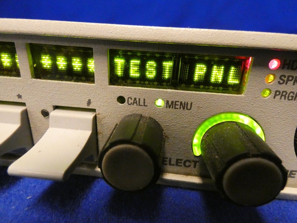 RTS KP-12L 12 Position Intercom Key Panel White, Keys are Good