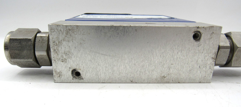 Bronkhorst M+W Instruments Mass-Stream Mass Flow Meter/Controller