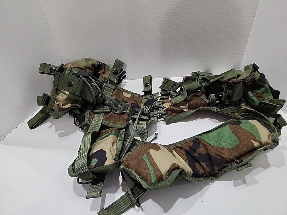 USMC 40-MM Grenade Carrier Vest