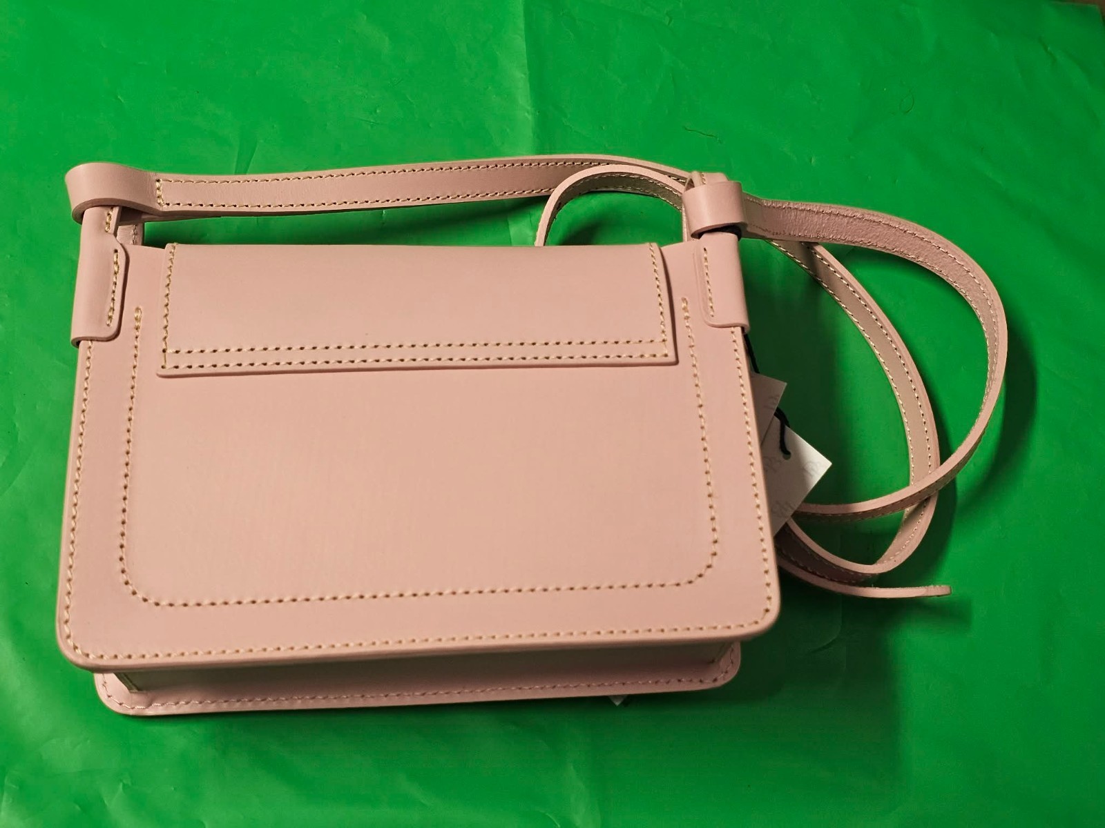 2026 Disney Parks Dooney & Bourke Valentines Day Minnie Mouse Pink Crossbody Bag