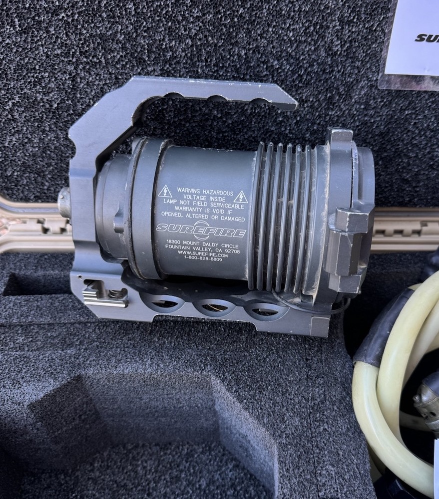 Surefire Hellfighter High Intensity Light - Combat Short Barrel Mount M87 D