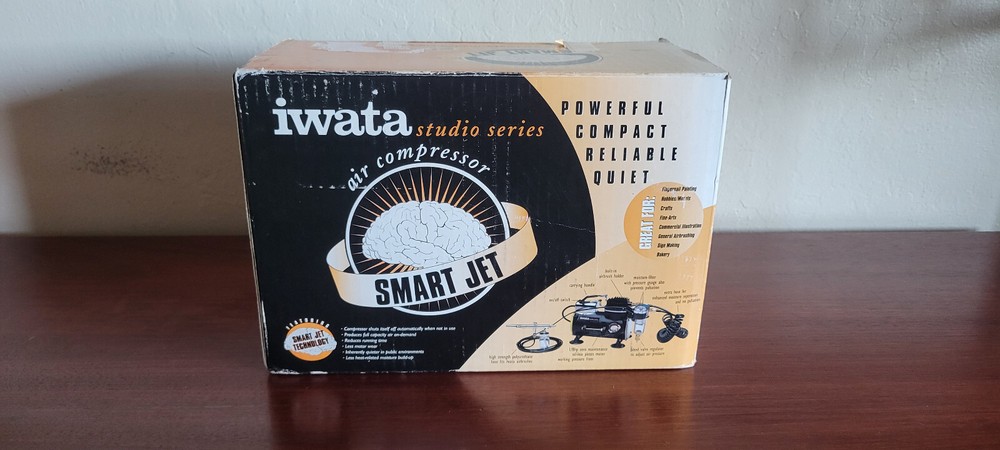 Iwata Studio Series IS-850 Smart Jet Air Compressor