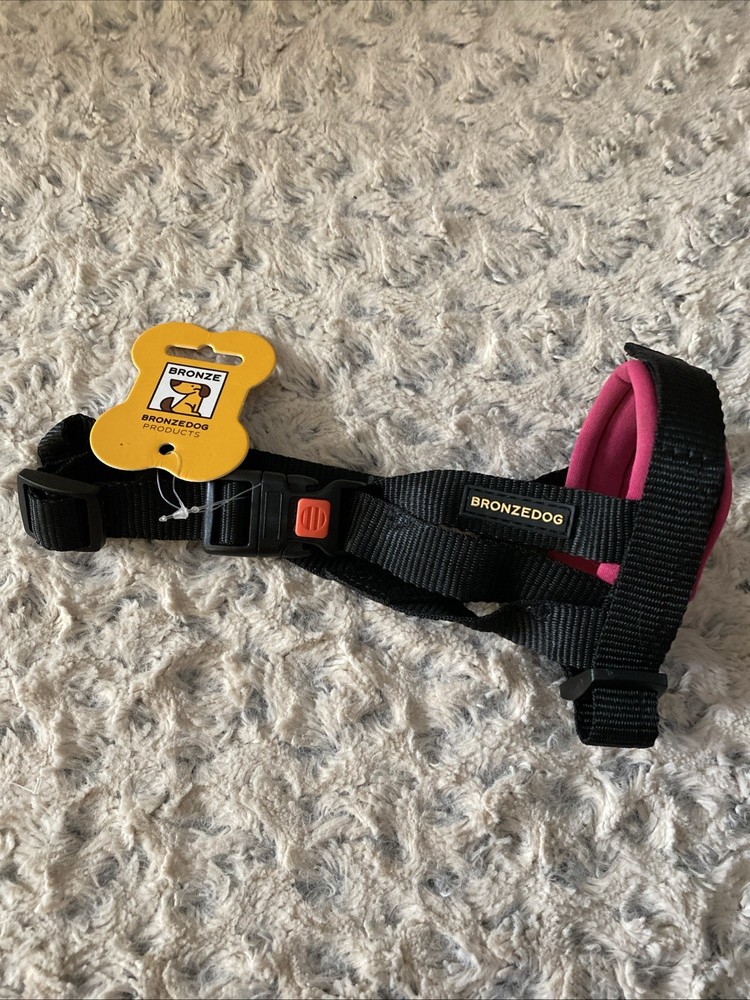 Bronzedog Soft Padded Nylon Dog Muzzle Pink Size Medium NWT