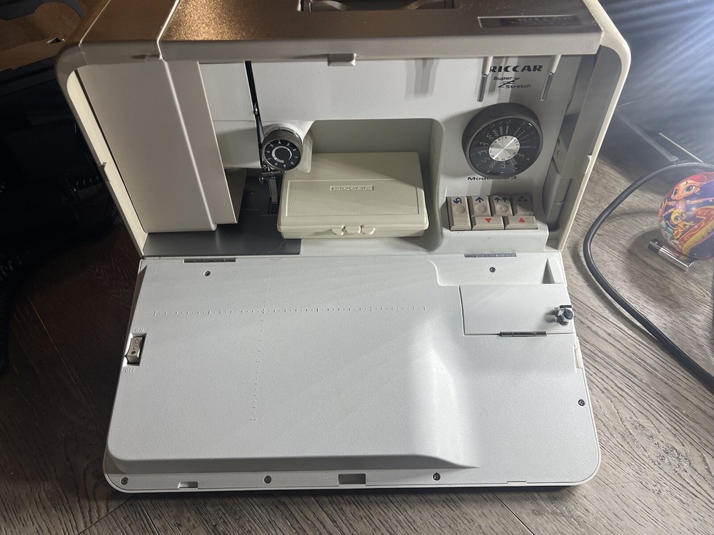 riccar super stretch 303 Sewing Machine