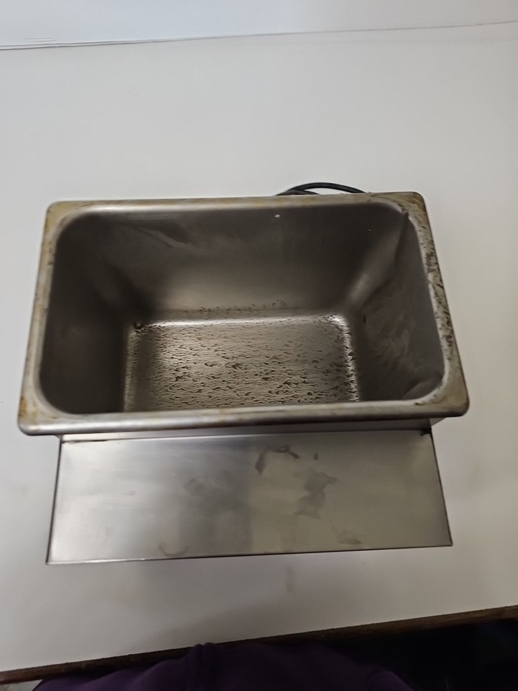 Ultrasonic cleaner