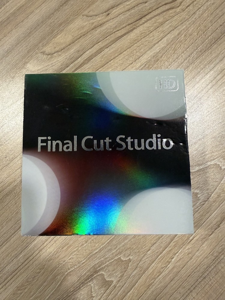 Apple Final Cut Studio HD Retail MB642Z/A Complete with Key