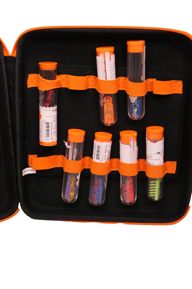HEXBUG Nano specimen CASE with 7 Micro Robotic Creatures See Description