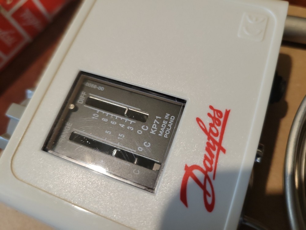Danfoss Thermostat 060L111366