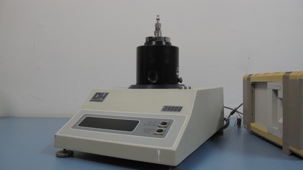DHI DH Instruments 23000 Digital Piston Gauge With DH PPC1 Pressure Controller