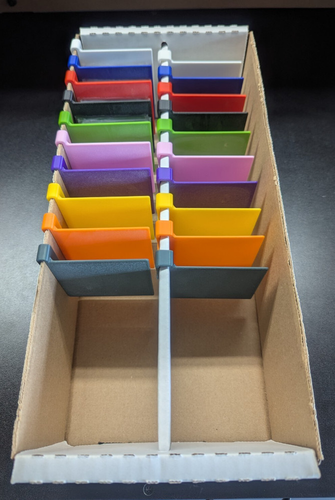 Card Divider with Retaining Clip