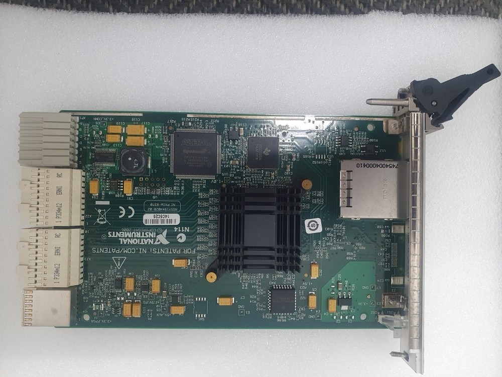 National Instruments NI PXIe-8370 MXI-Express x4 interface module