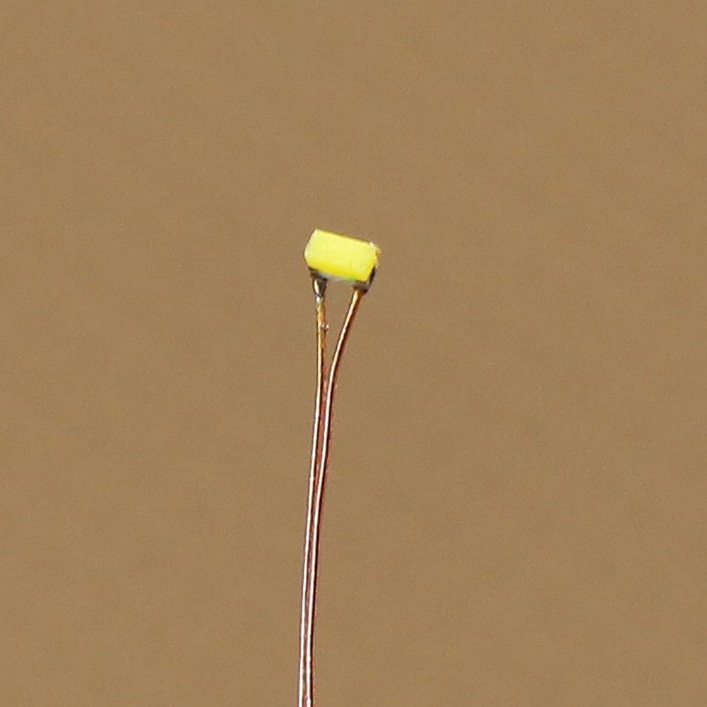 20pcs Pre-wired micro 0.1mm Copper Wire SMD LED 0402 Warm White Lights C0402WM