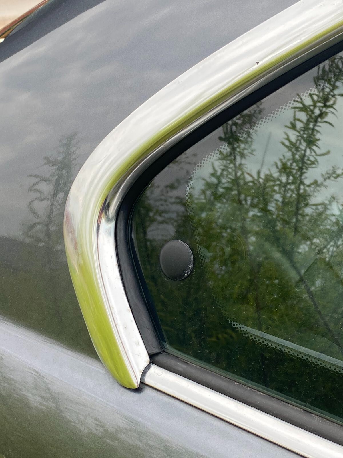 BMW e46 M3 330Ci 328Ci coupe rear quarter window rubber seal weather stripping