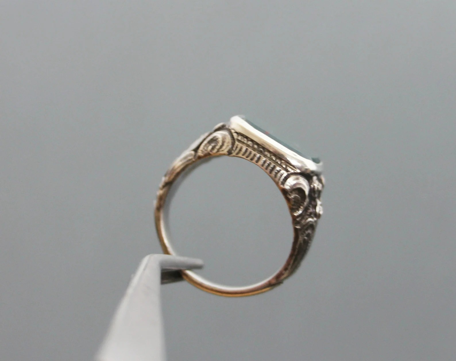 Men’s Bloodstone Ring Sterling Silver Square Signet Vintage Gemstone Jewelry