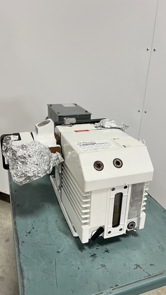 Leybold D16BCS CFS Filter Vacuum Pump
